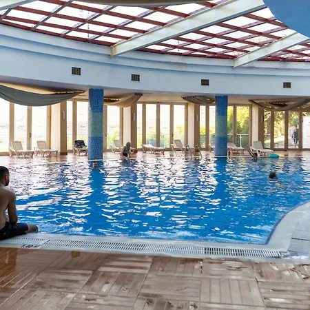 Goldcity 2 Bedroom With Free Aquapark Willa